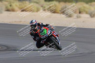 media/Oct-08-2022-SoCal Trackdays (Sat) [[1fc3beec89]]/Turn 10 (945am)/